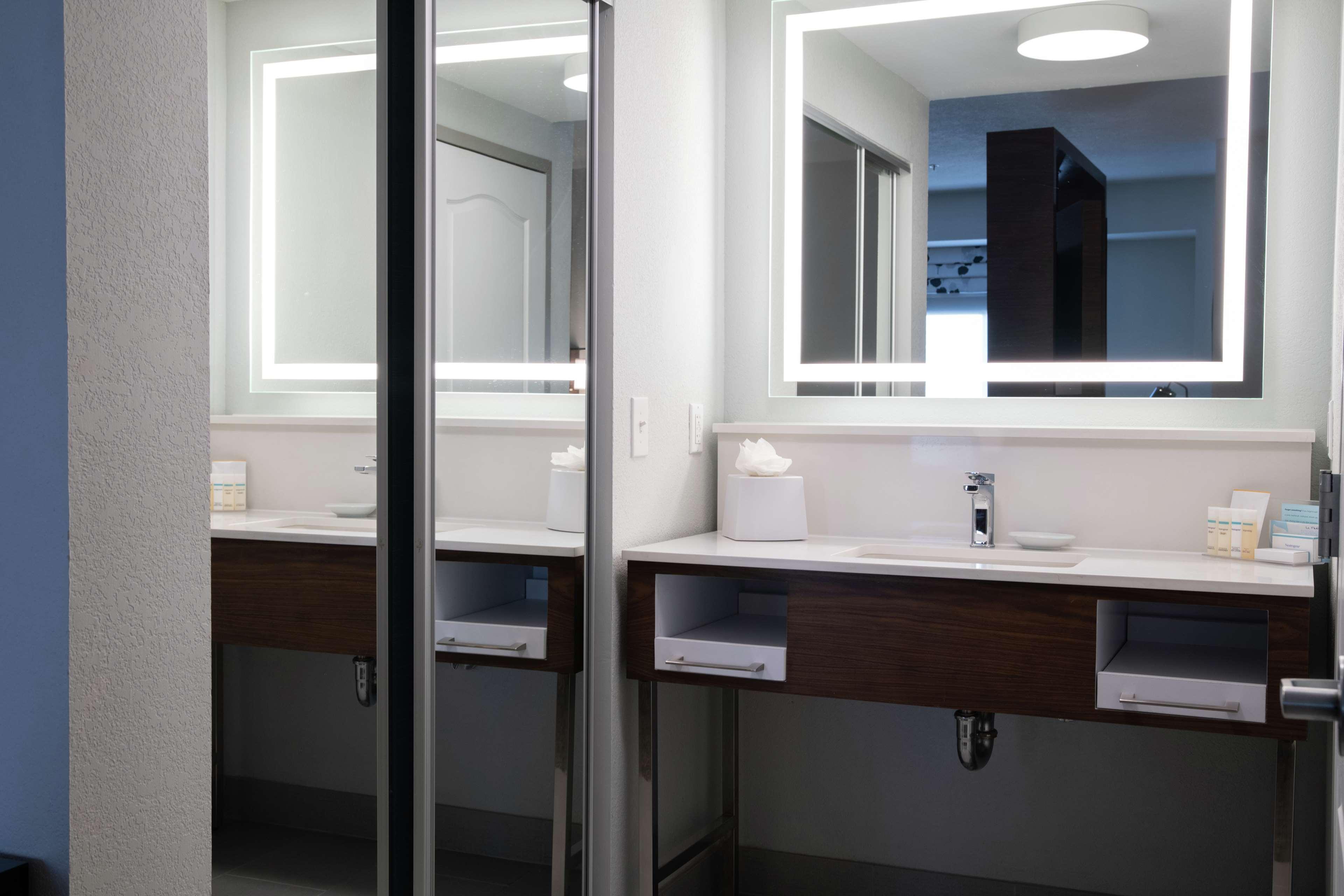 Hampton Inn & Suites Sherman Oaks Los Angeles Zewnętrze zdjęcie