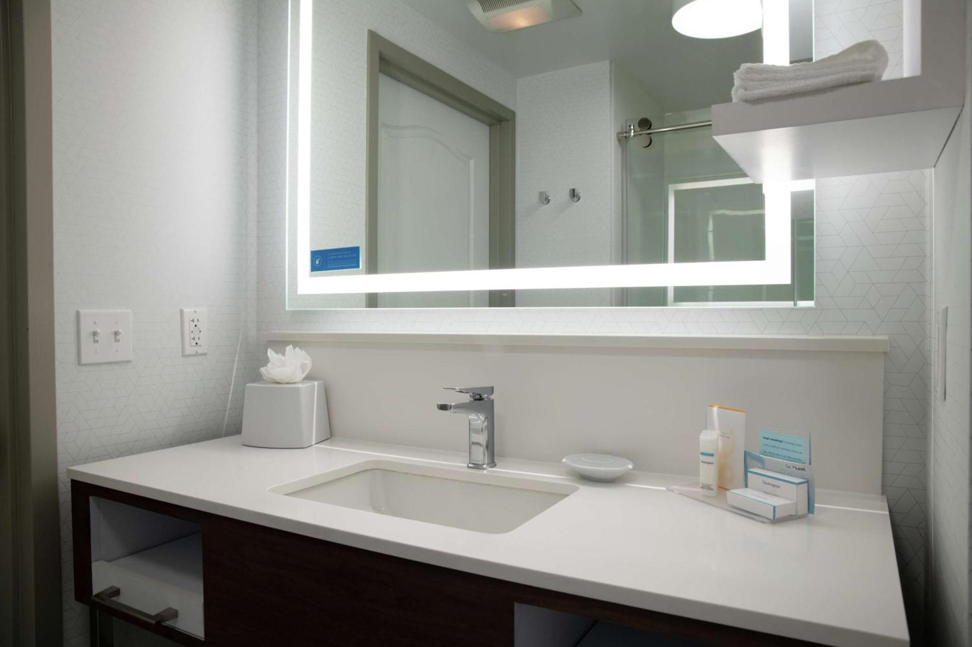 Hampton Inn & Suites Sherman Oaks Los Angeles Zewnętrze zdjęcie